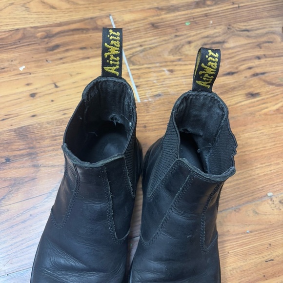 Black Leather Dr Martens Chelsea Boots EU 38 - Picture 1 of 5